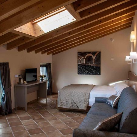 Agriturismo Relais La Casina Cavriana Экстерьер фото